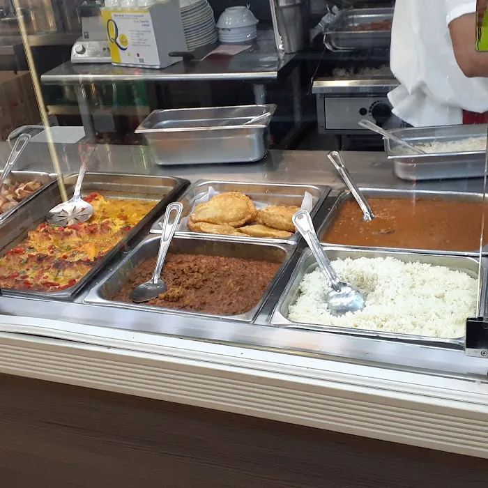 Ave-Z Deli & Pizza Picture 6
