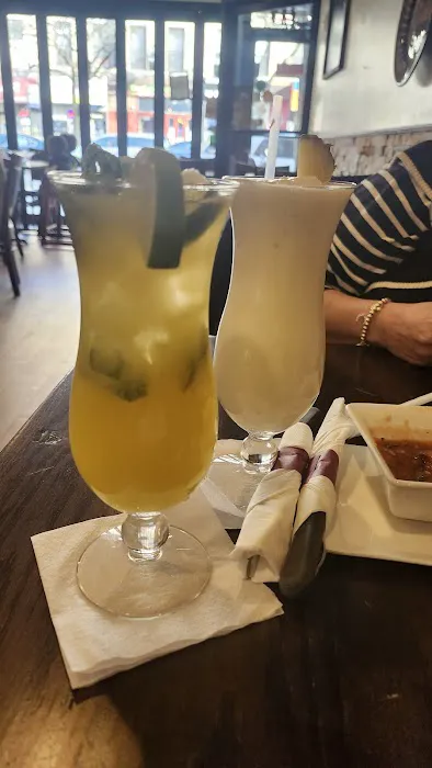 Las Margaritas Picture 3