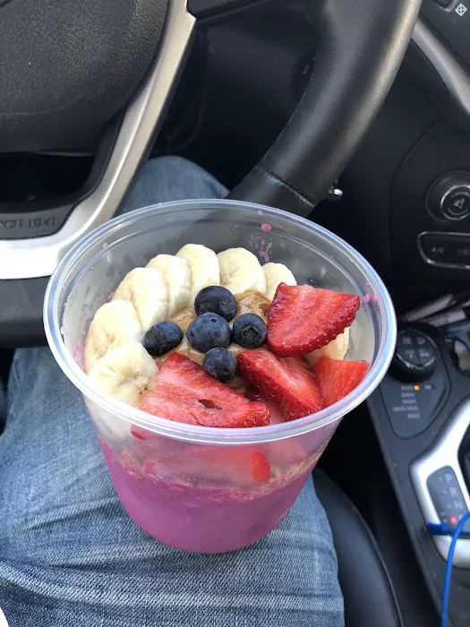 Blend Salad and Juice Bar Picture 9