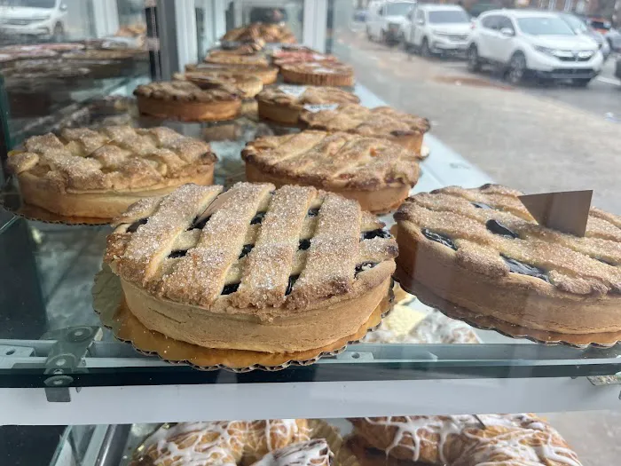Tasty Pastry Shoppe Picture 3