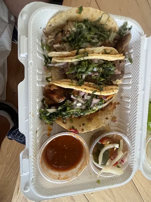 Tacos los poblanos Picture 1
