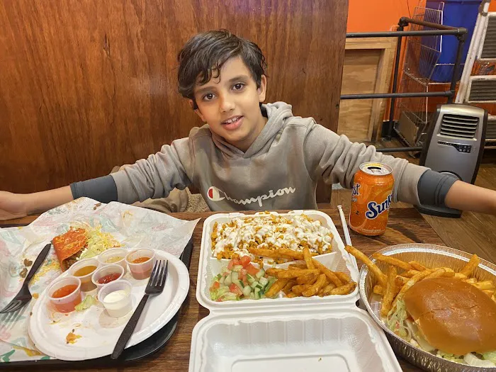 Halal taco and gyro Picture 3