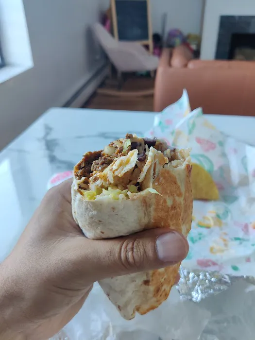 Halal taco and gyro Picture 8