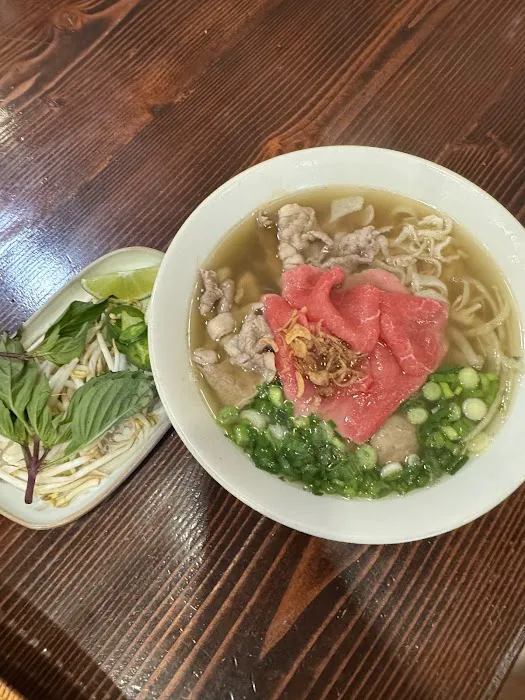 Pho Plus Vietnamese noodle Picture 10