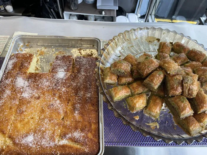Falafel Palace Picture 1