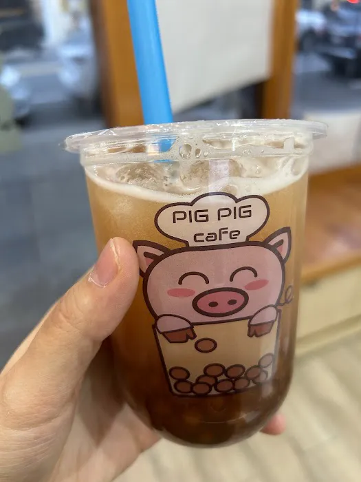 Pig Pig Cafe Picture 8