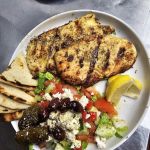 Uncutt Bar & Restaurant
