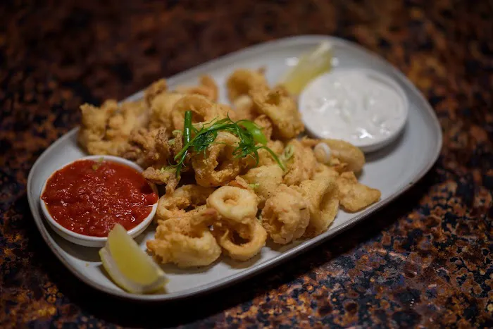 Uncutt Bar & Restaurant Picture 7