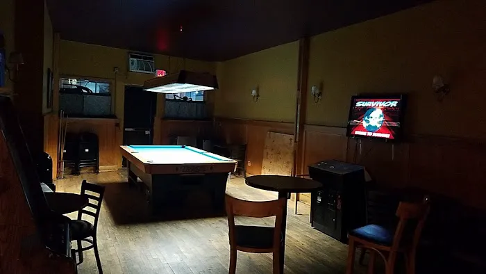 Kelly's Tavern Picture 1