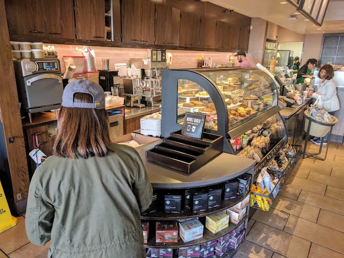 Starbucks Picture 7