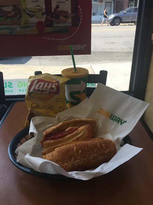 Subway Picture 3