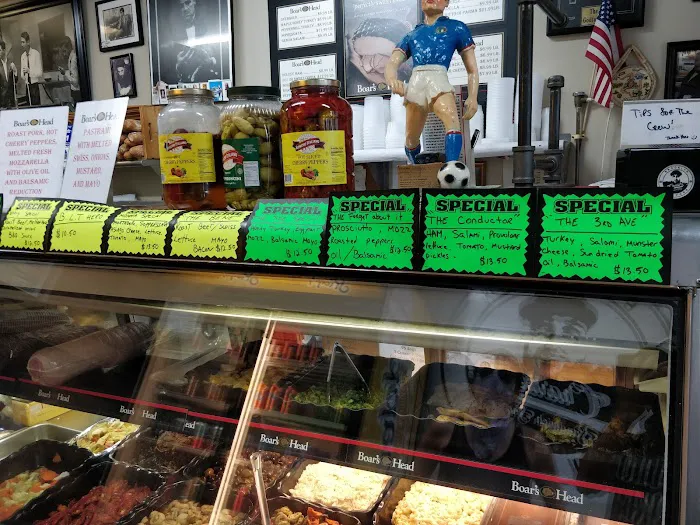 Charlie's Sandwich Shop Picture 9