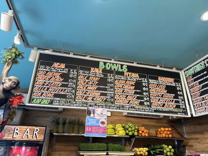 Baya Bar - Acai & Smoothie Shop Picture 9