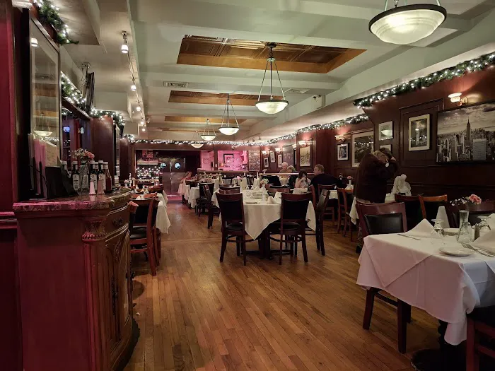 Hunter's Steak & Ale House Picture 1
