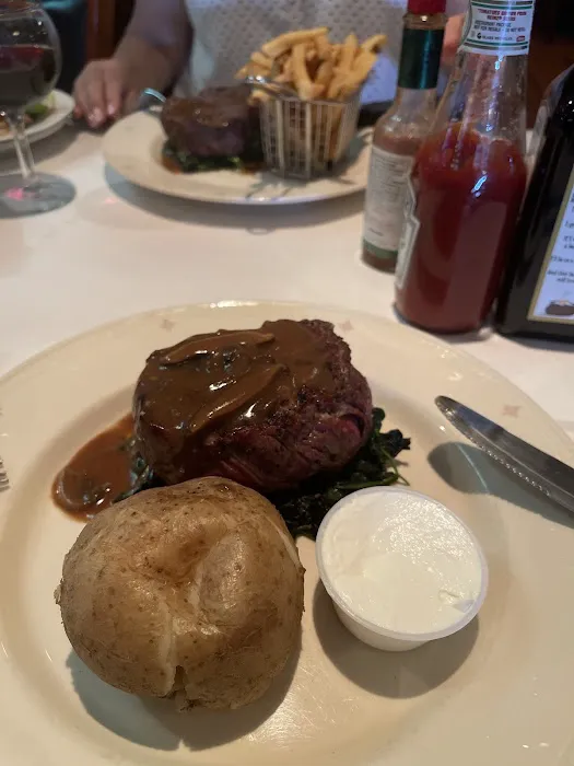 Hunter's Steak & Ale House Picture 2