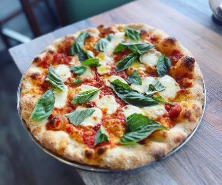 APIZZA: Dyker Pizza Company