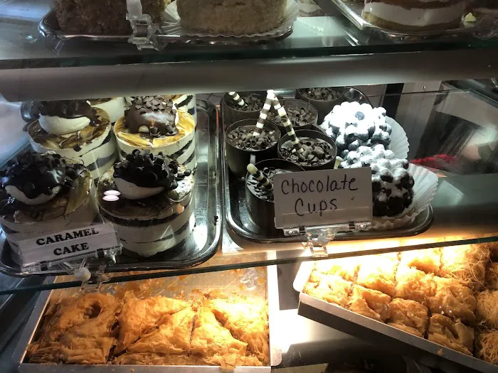 Suburban Diner Picture 5