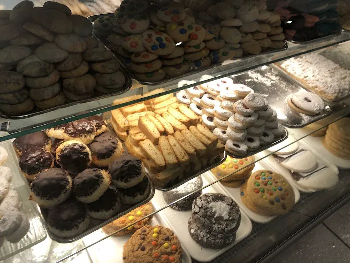 Suburban Diner Picture 10