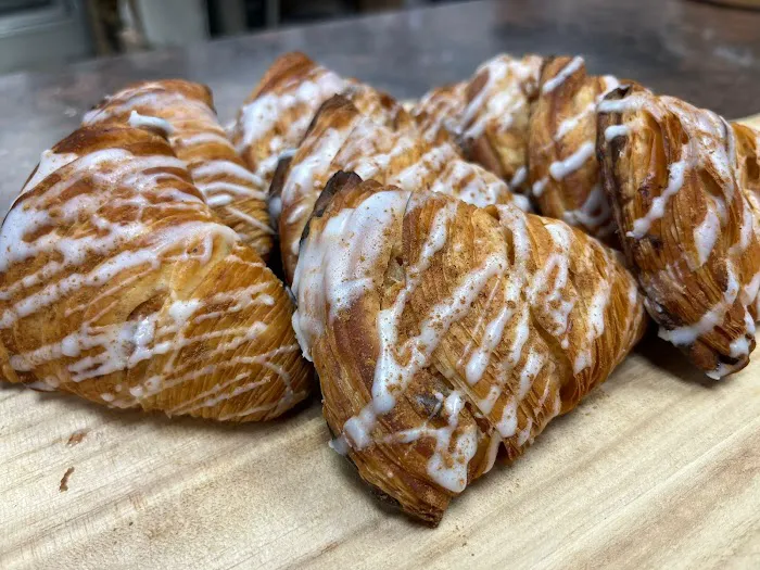 Rispoli’s Pastry Shop (Hawthorne) Picture 10