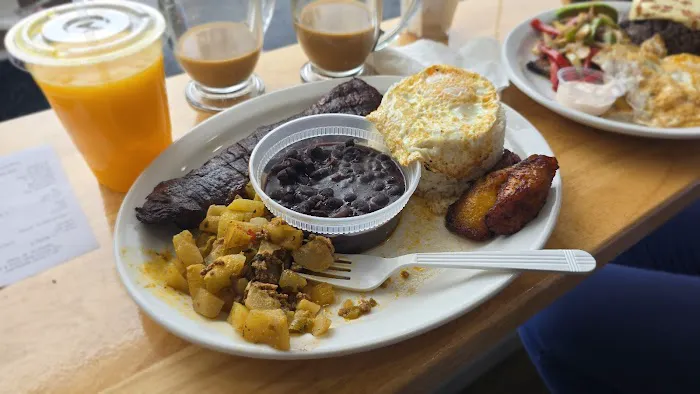 Gallo Pinto Restaurant Picture 6