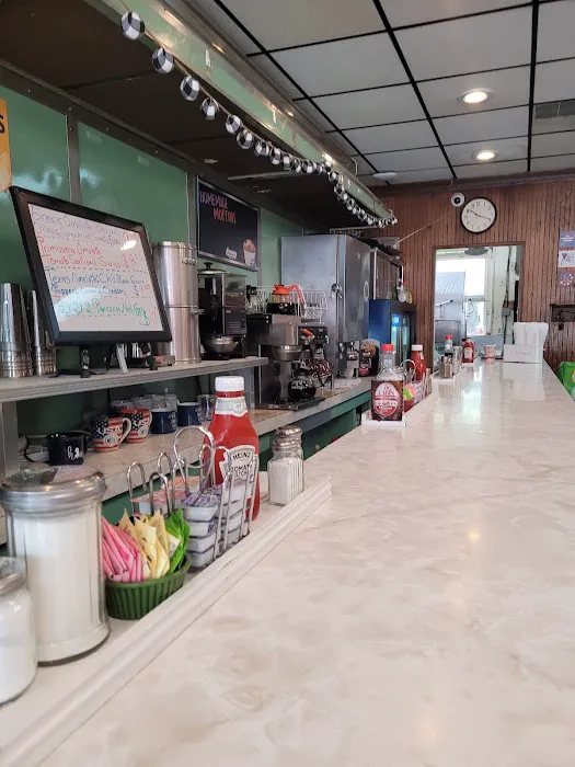 Tillo's Place Restaurant Picture 3