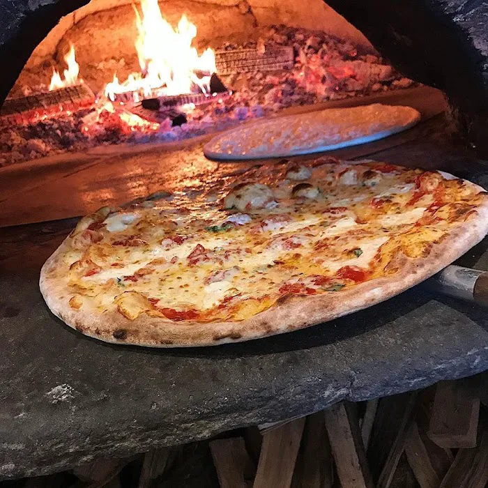 Francesca Brick Oven Pizza & Pasta Picture 5