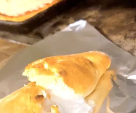 John's Boy Pizzeria