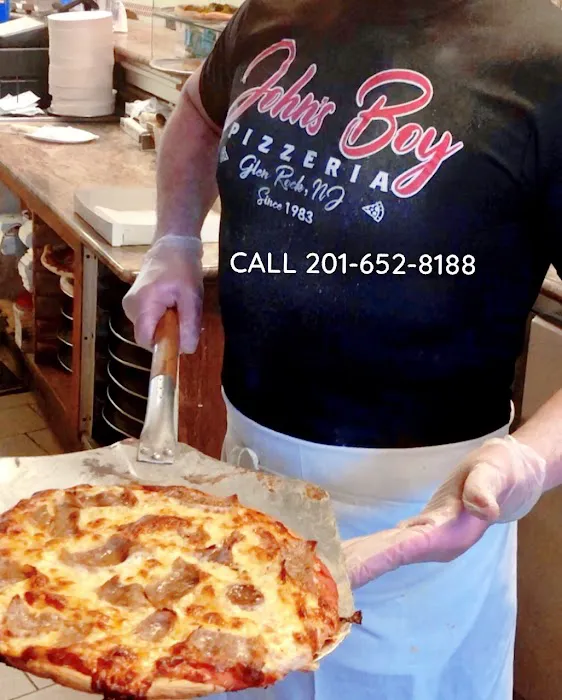 John's Boy Pizzeria Picture 6