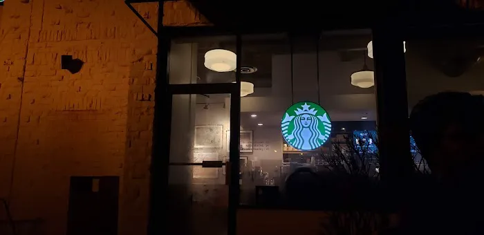 Starbucks Picture 1