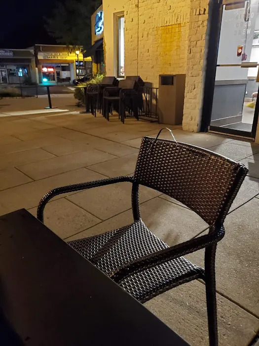 Starbucks Picture 7