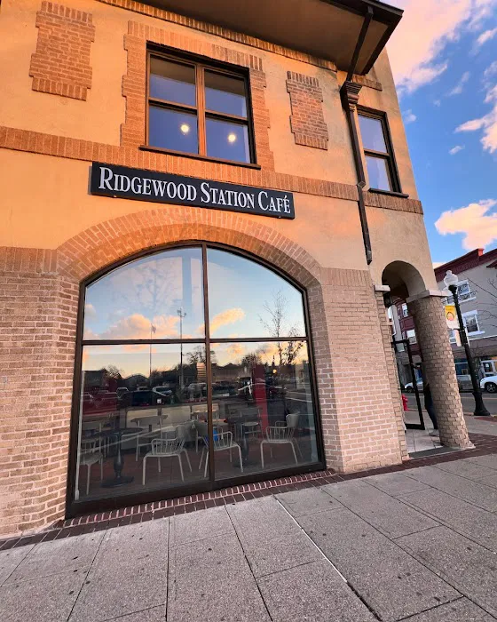 Ridgewood Station Cafe Picture 10