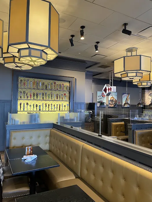 The Office Tavern Grill Picture 2