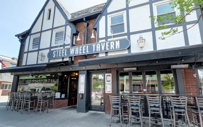Steel Wheel Tavern Picture 3