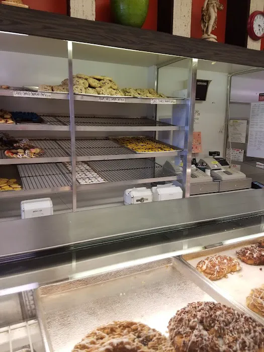 Reinholds Quality Bakery Picture 8