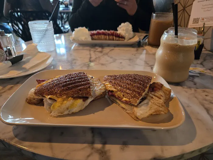 SOMA Cafe & Creperie Picture 6