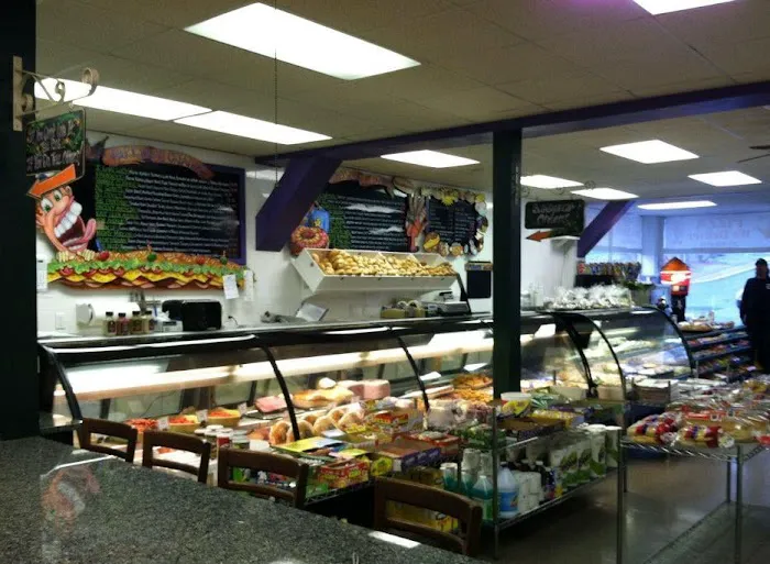 Park Wood Deli Picture 6