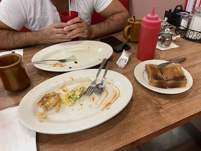 Empire II luncheonette Picture 8
