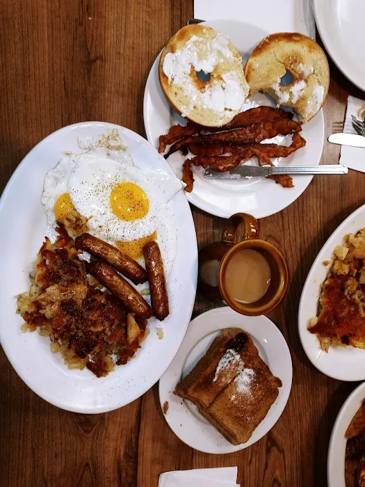 Empire II luncheonette Picture 4