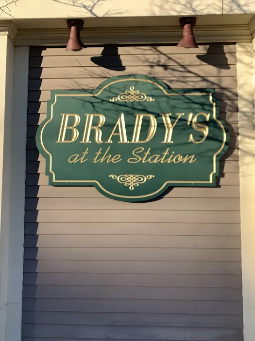 Brady’s At The Station Picture 3