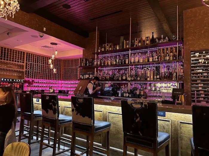 Bar Boutique Picture 10