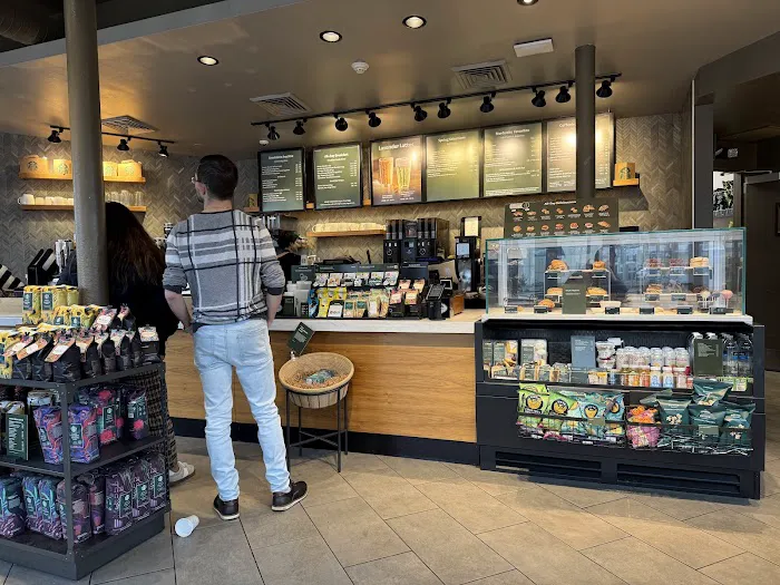 Starbucks Picture 8
