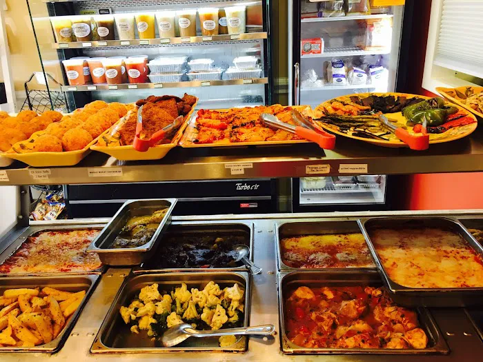 Giovanna's Gourmet Grab & Go Picture 10