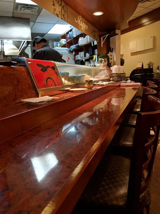 Maguro Sushi House Picture 7
