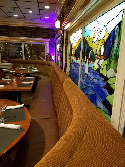 Pietro's Italian Restaurant Picture 4