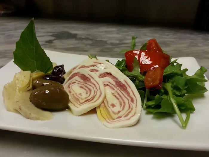 Pietro's Italian Restaurant Picture 6