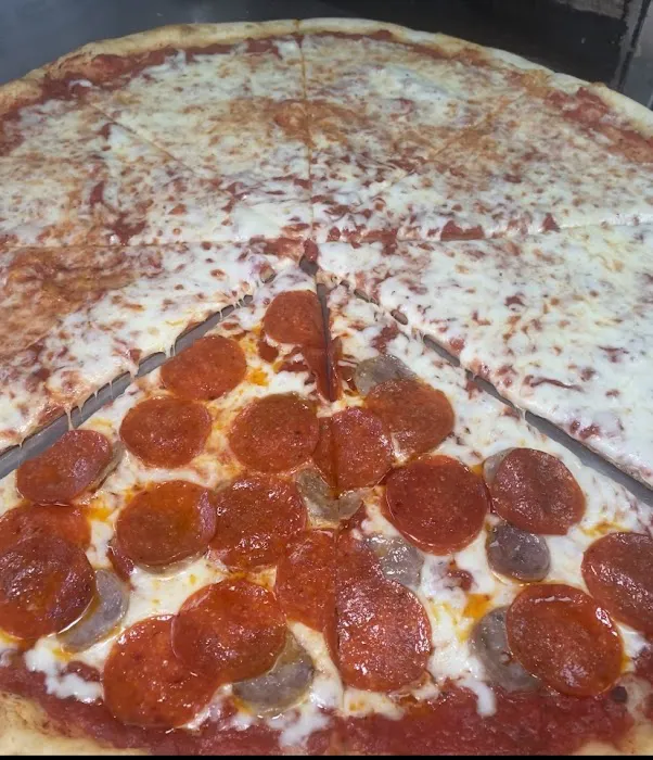 King Pizza North Picture 9