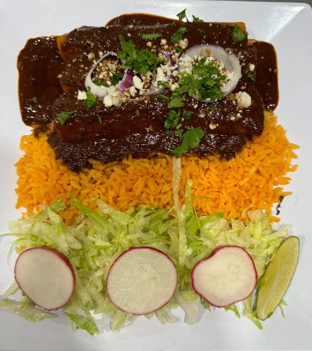 Luna Azul Mexican Kitchen Picture 3