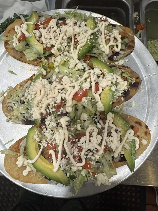 Luna Azul Mexican Kitchen Picture 7