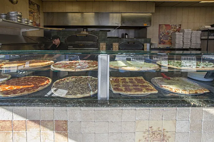 Anthony Francos Pizza Picture 10