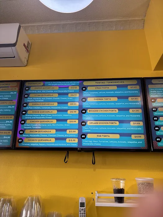 Lettuce Inn Juice Bar Picture 6